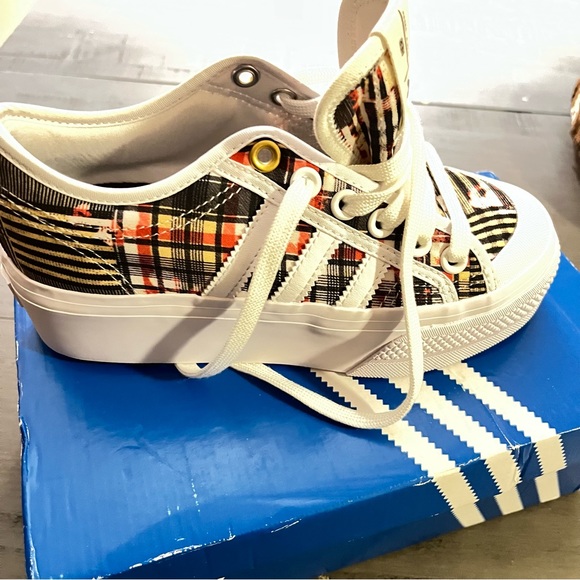 adidas Shoes - Adidas Nizza platform sneakers